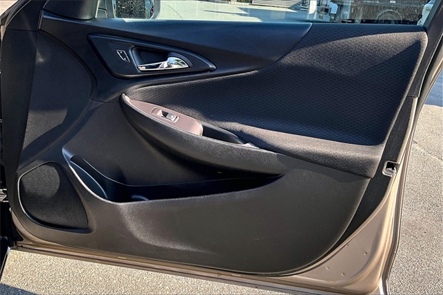 2022 Chevrolet Malibu LT - Photo 20