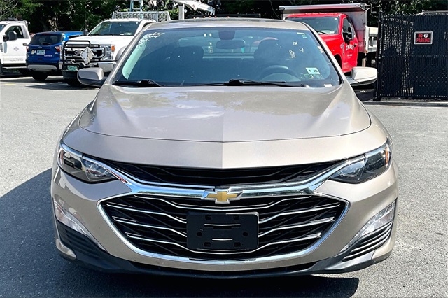 2022 Chevrolet Malibu LT - Photo 2