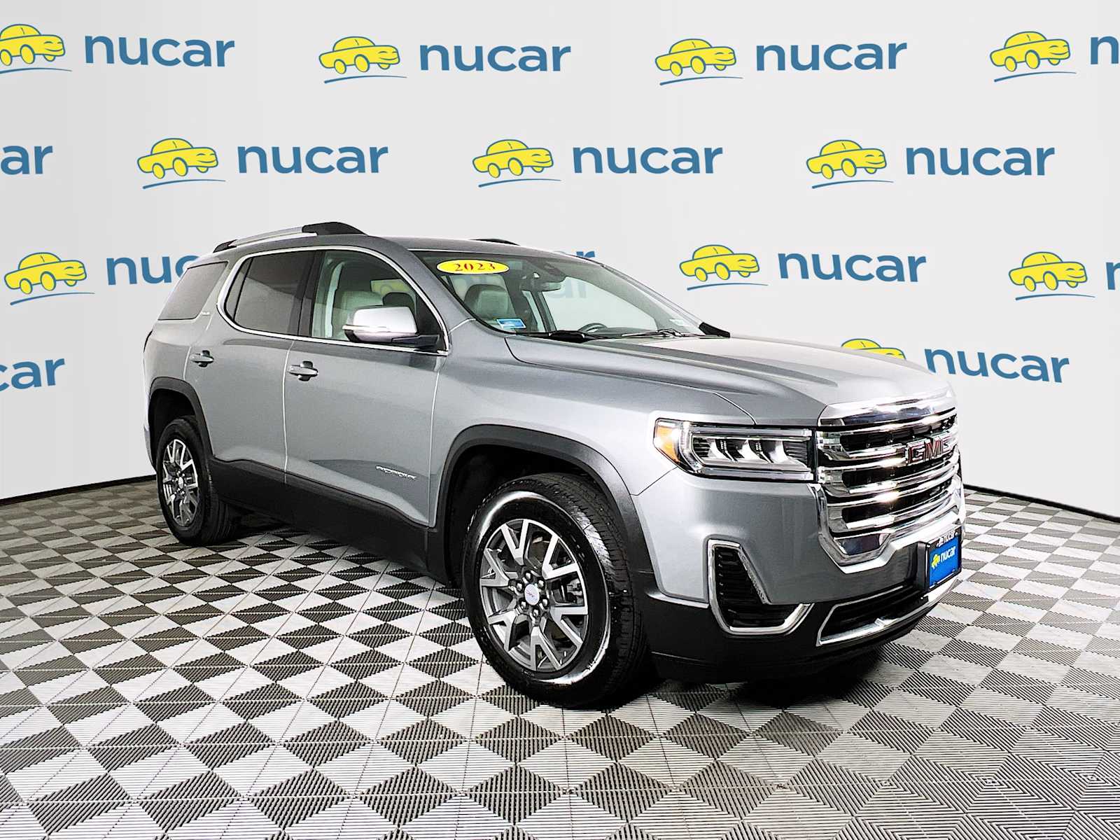 2023 GMC Acadia SLE - Photo 1