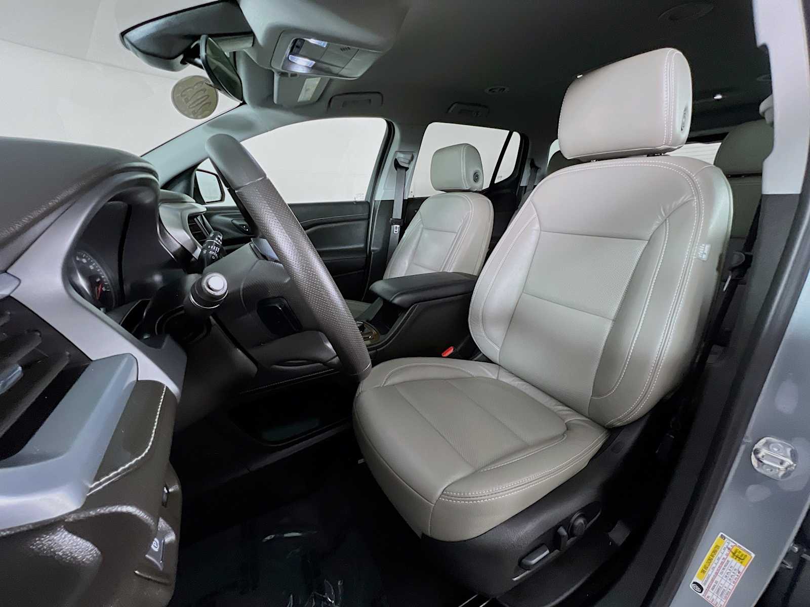 2023 GMC Acadia SLE - Photo 21