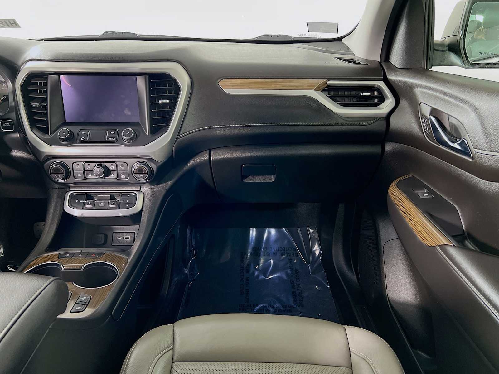 2023 GMC Acadia SLE - Photo 23