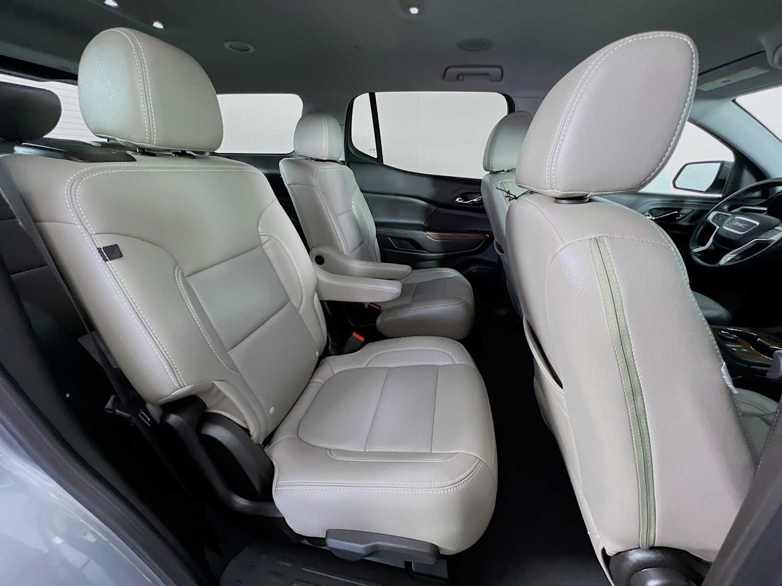 2023 GMC Acadia SLE - Photo 28