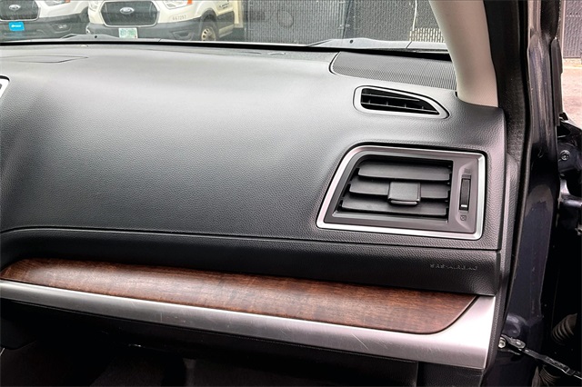 2017 Subaru Outback 2.5i - Photo 17