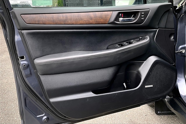 2017 Subaru Outback 2.5i - Photo 19