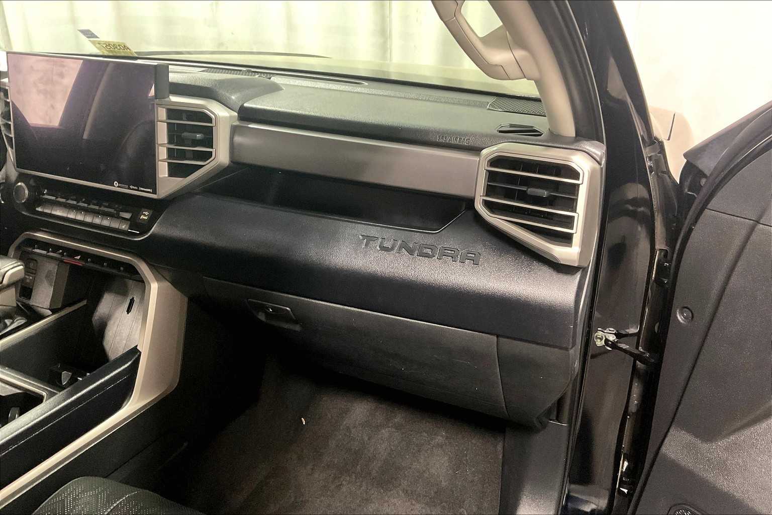 2022 Toyota Tundra SR5 - Photo 13
