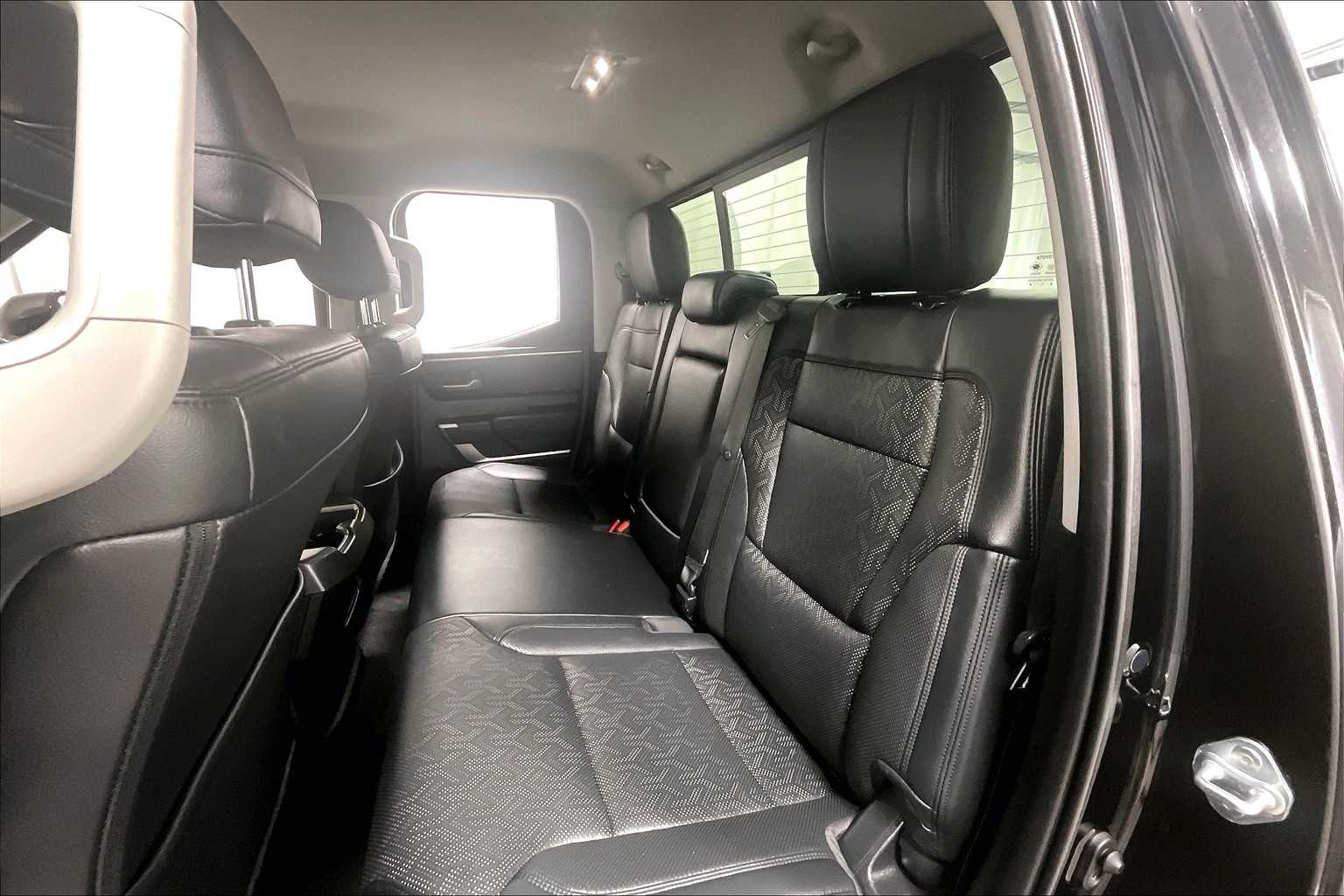 2022 Toyota Tundra SR5 - Photo 15
