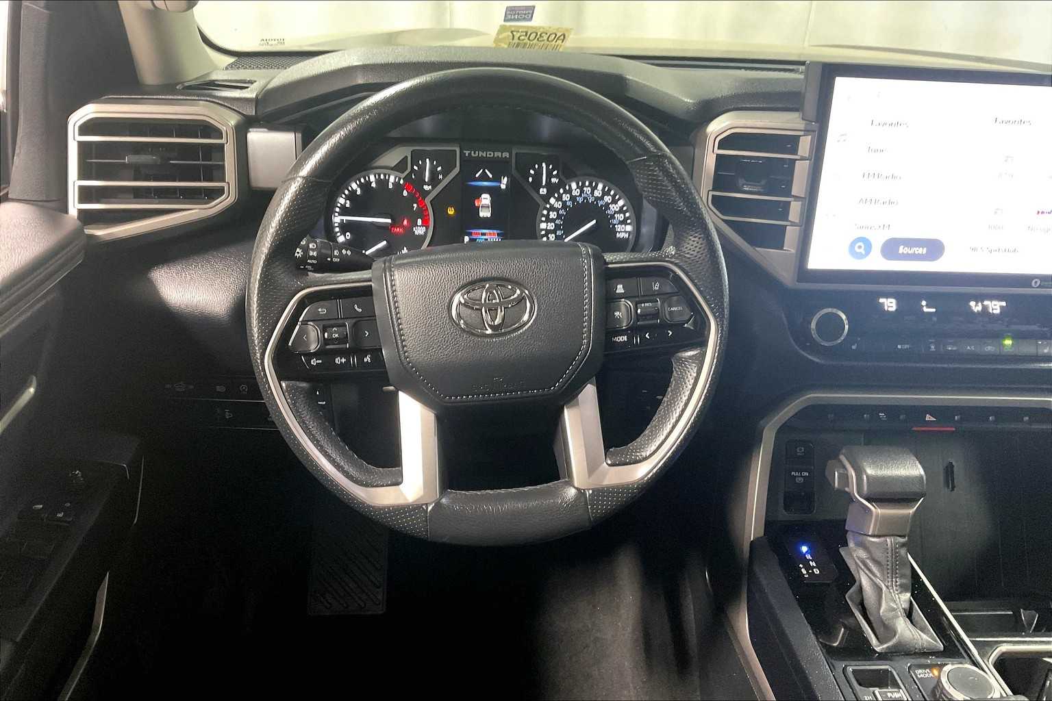 2022 Toyota Tundra SR5 - Photo 17