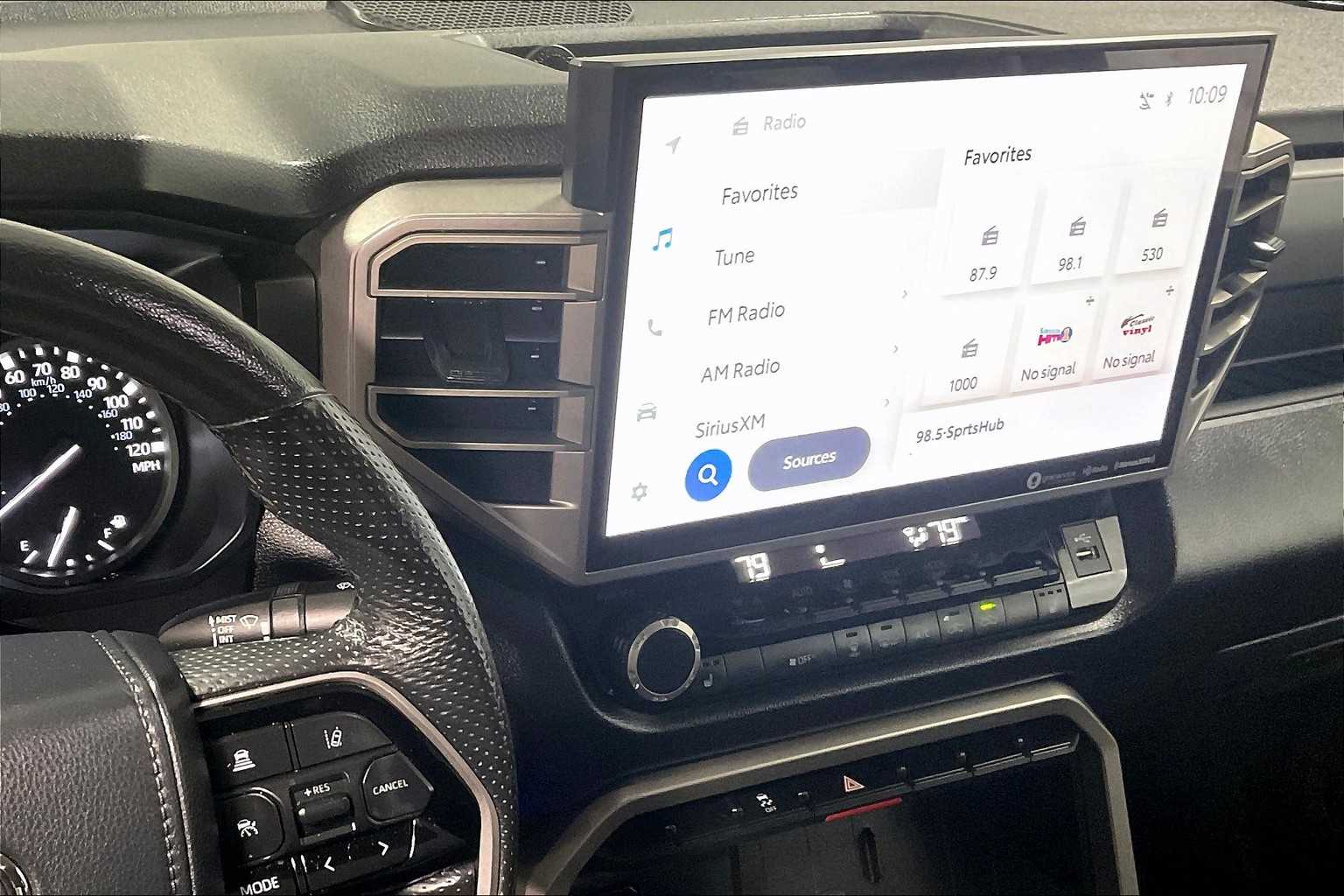 2022 Toyota Tundra SR5 - Photo 18