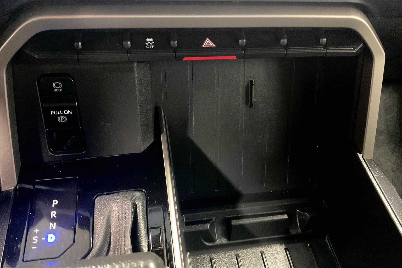 2022 Toyota Tundra SR5 - Photo 25