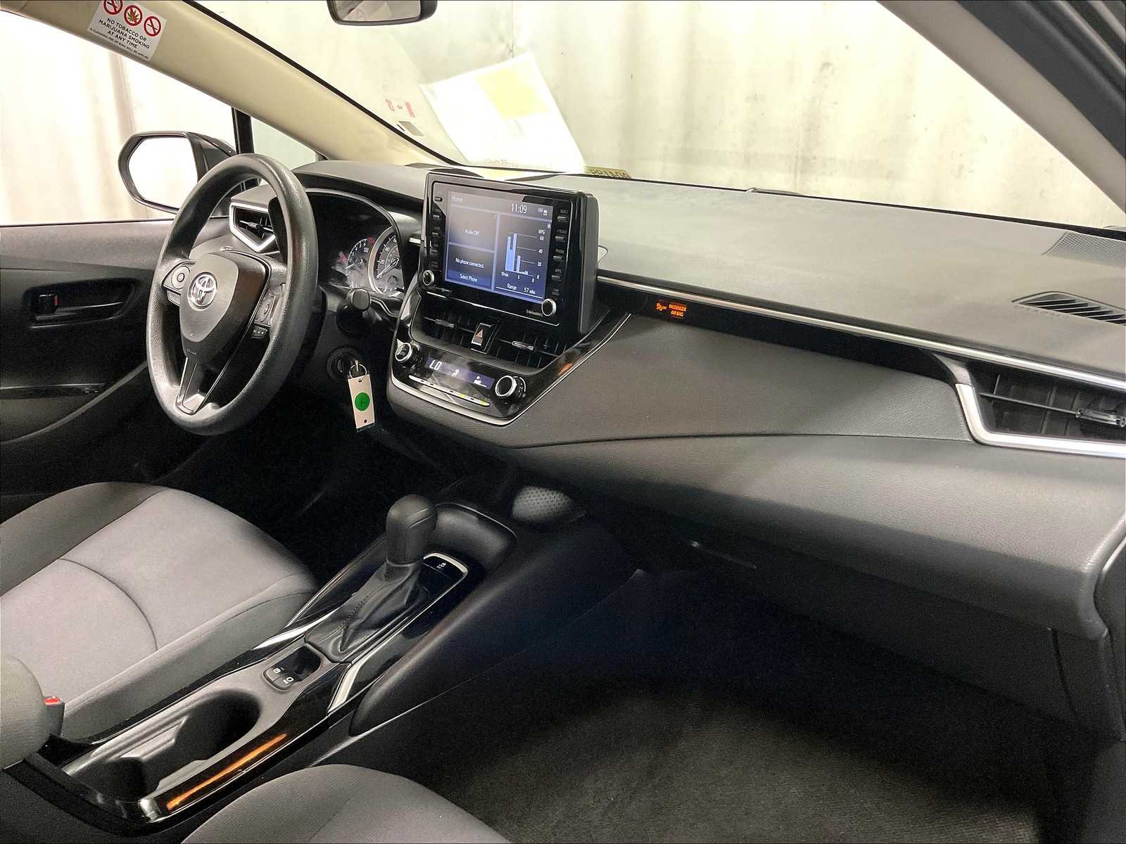 2022 Toyota Corolla LE - Photo 14