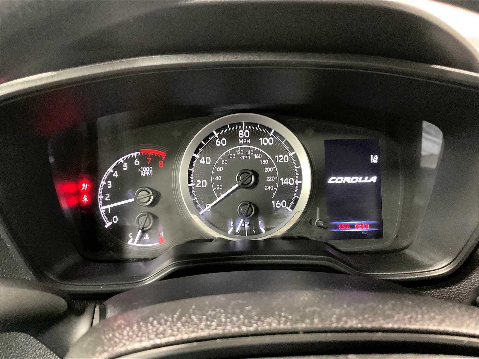 2022 Toyota Corolla LE - Photo 24