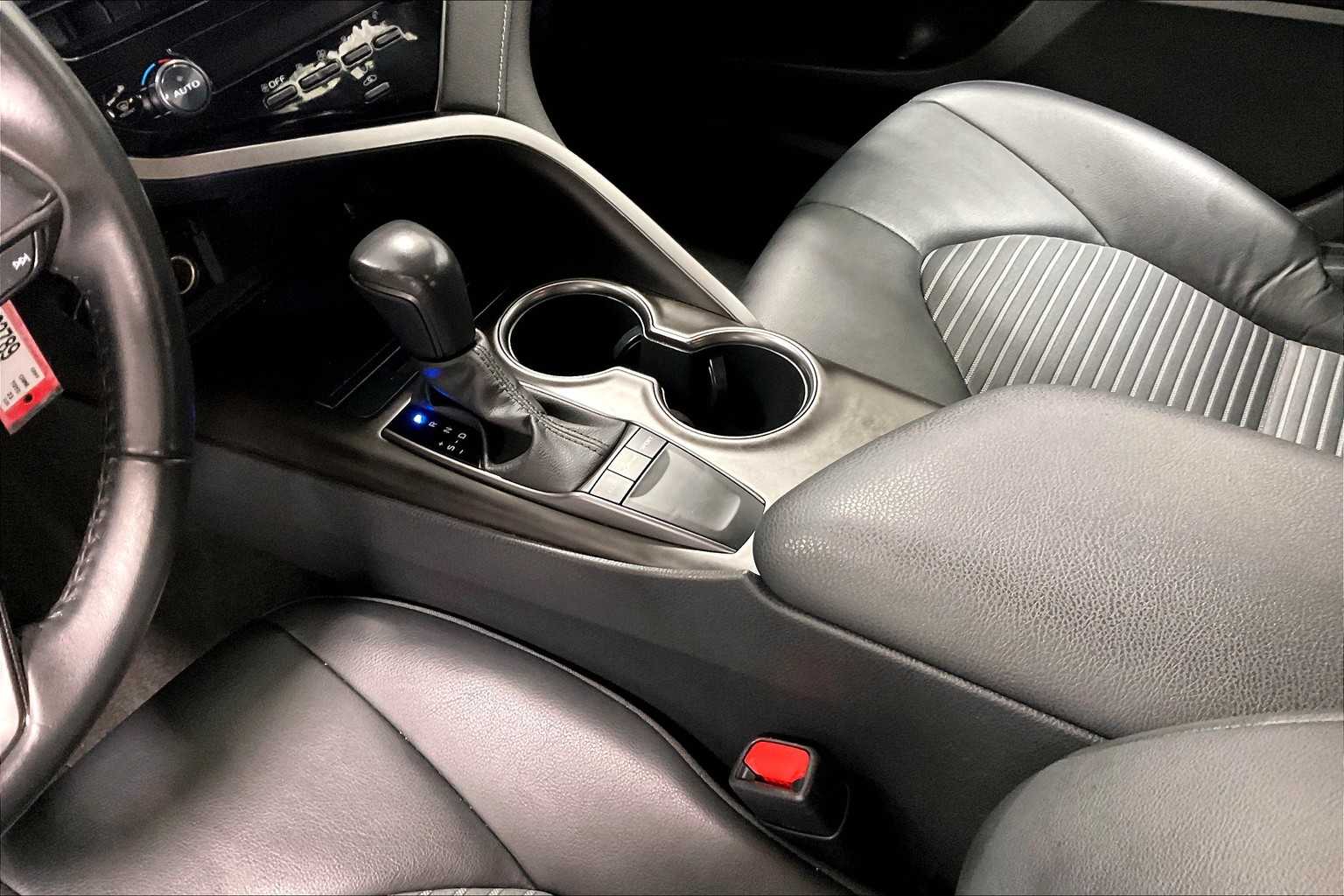 2023 Toyota Camry SE - Photo 20