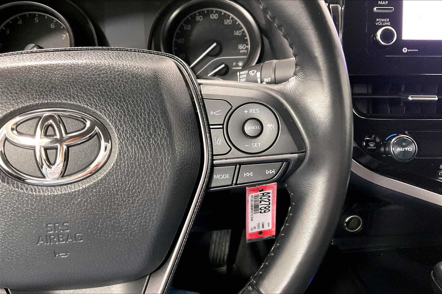 2023 Toyota Camry SE - Photo 23