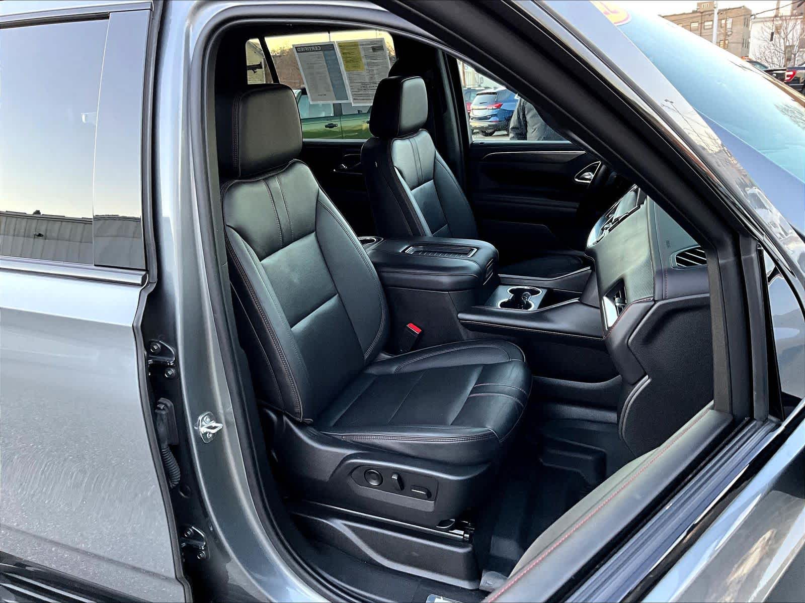 2022 Chevrolet Tahoe RST - Photo 11