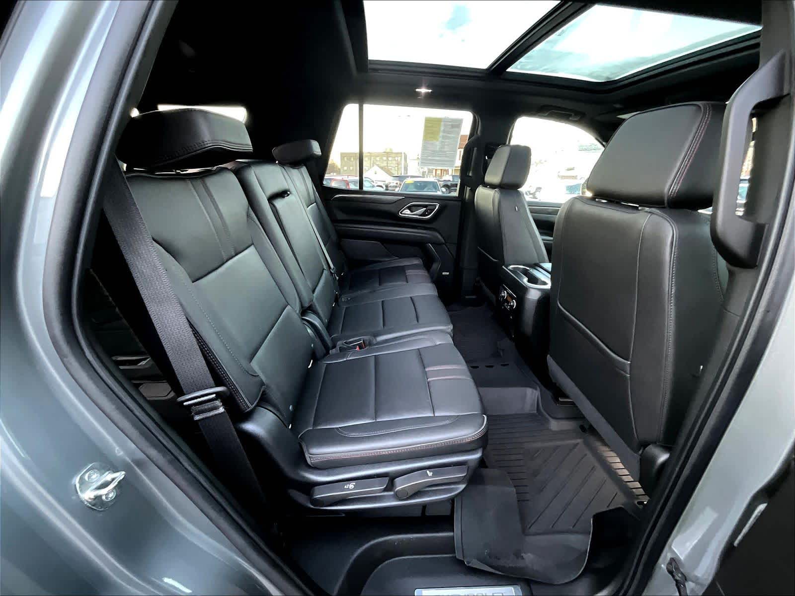 2022 Chevrolet Tahoe RST - Photo 16