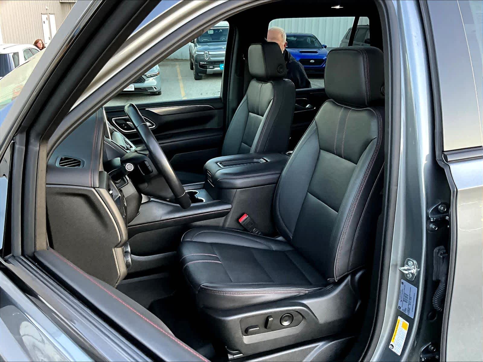 2022 Chevrolet Tahoe RST - Photo 10