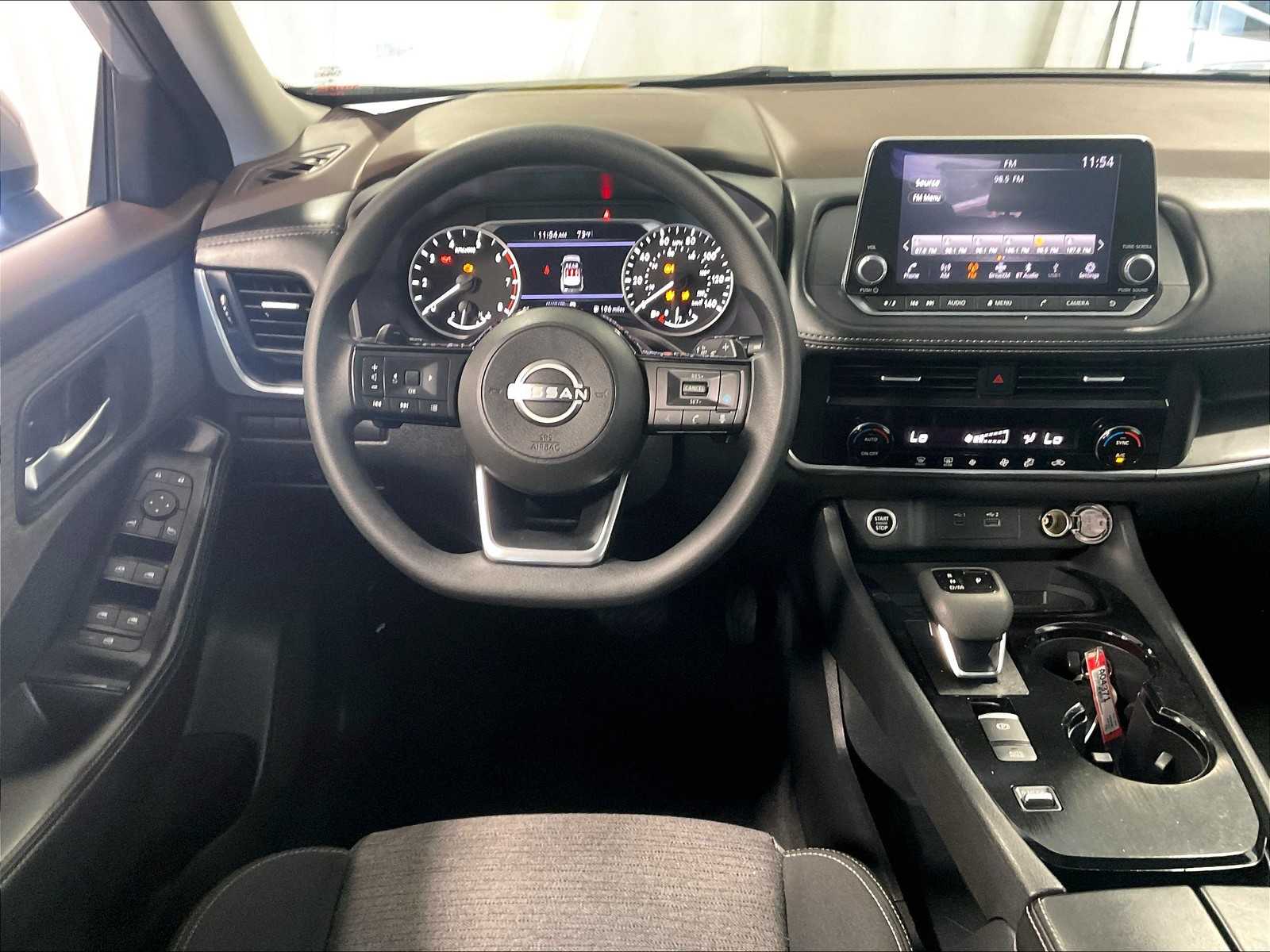 2023 Nissan Rogue SV - Photo 17