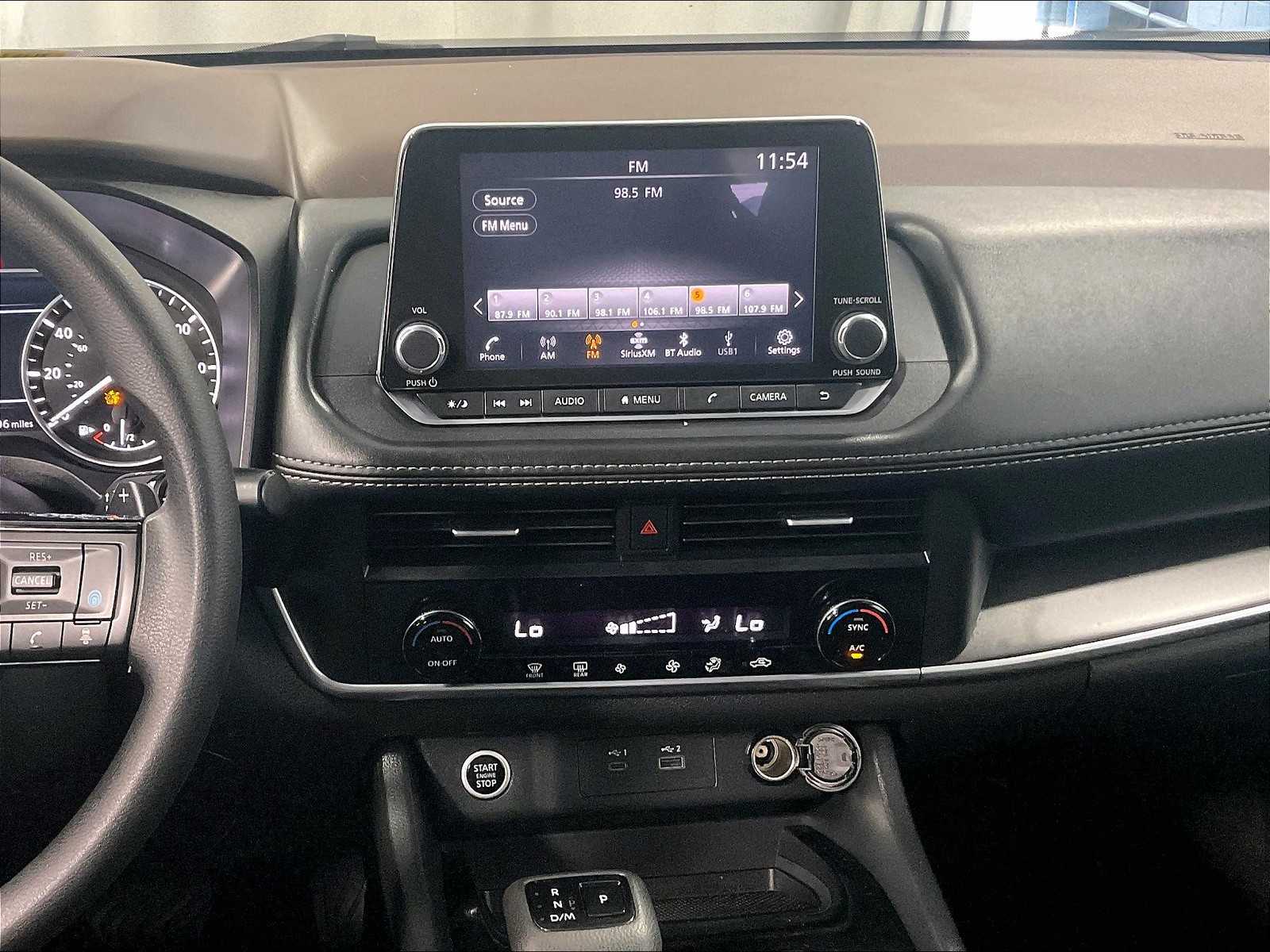 2023 Nissan Rogue SV - Photo 18