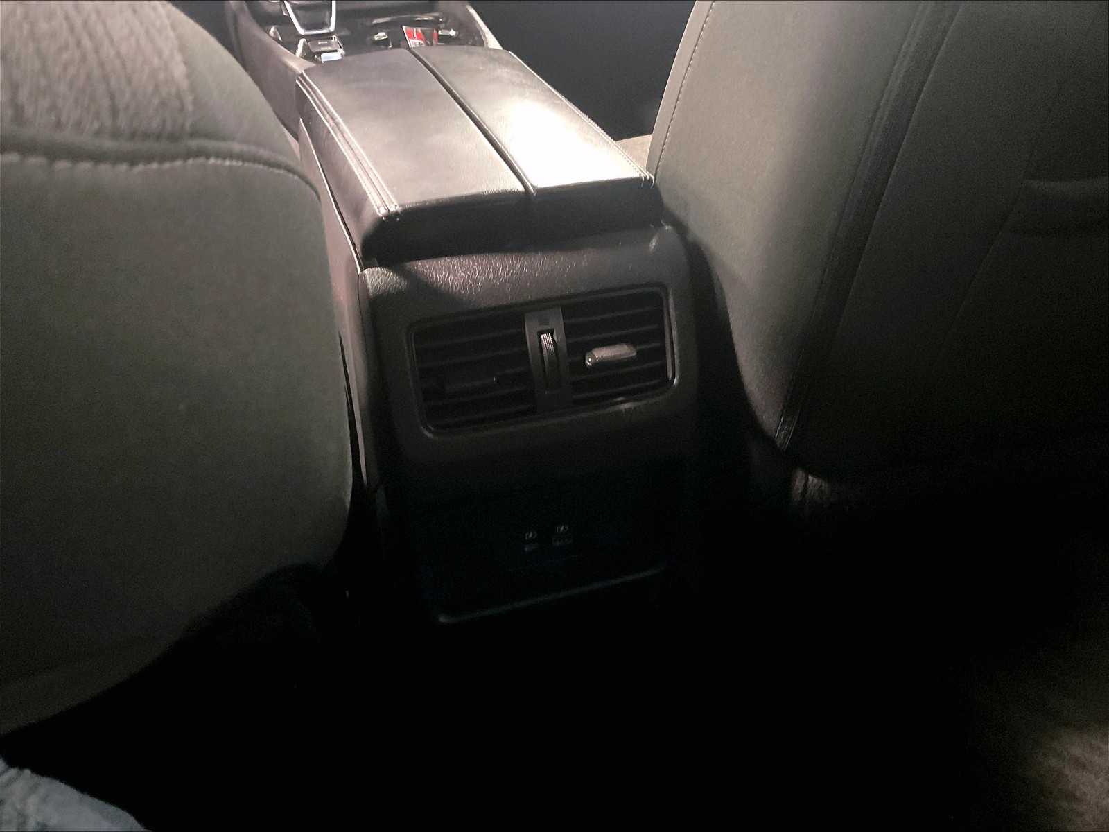 2023 Nissan Rogue SV - Photo 27