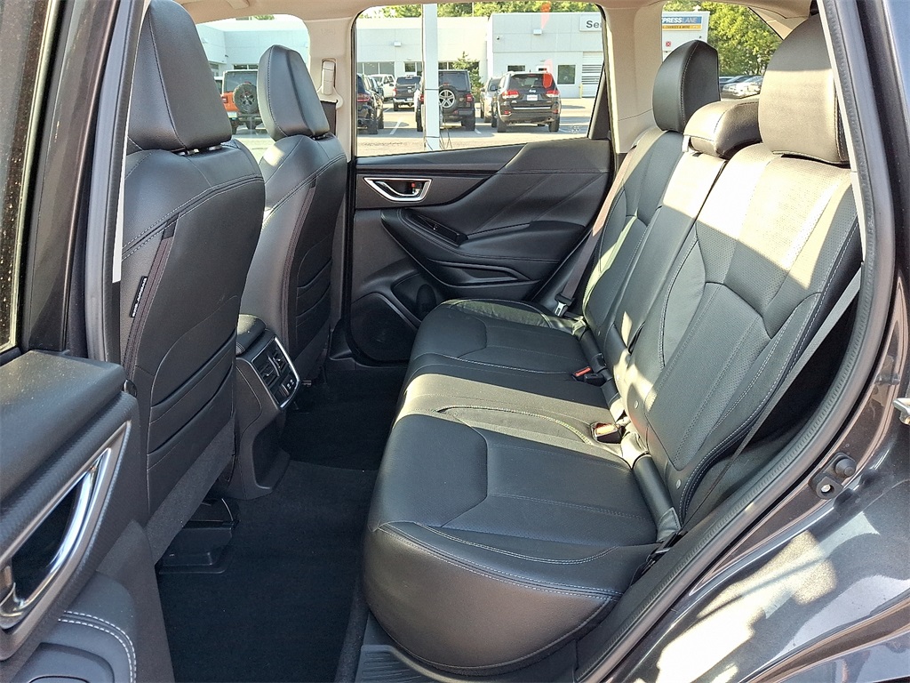 2019 Subaru Forester Limited - Photo 11