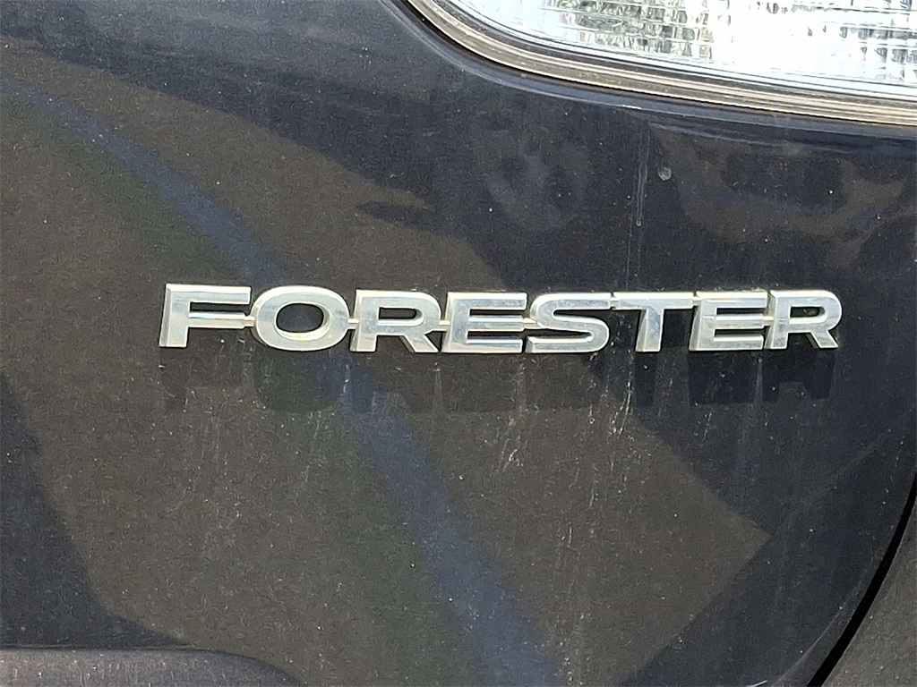 2019 Subaru Forester Limited - Photo 10