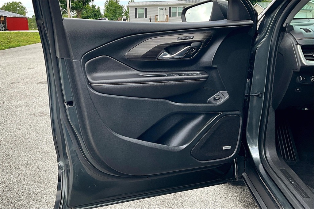 2021 GMC Terrain SLT - Photo 9