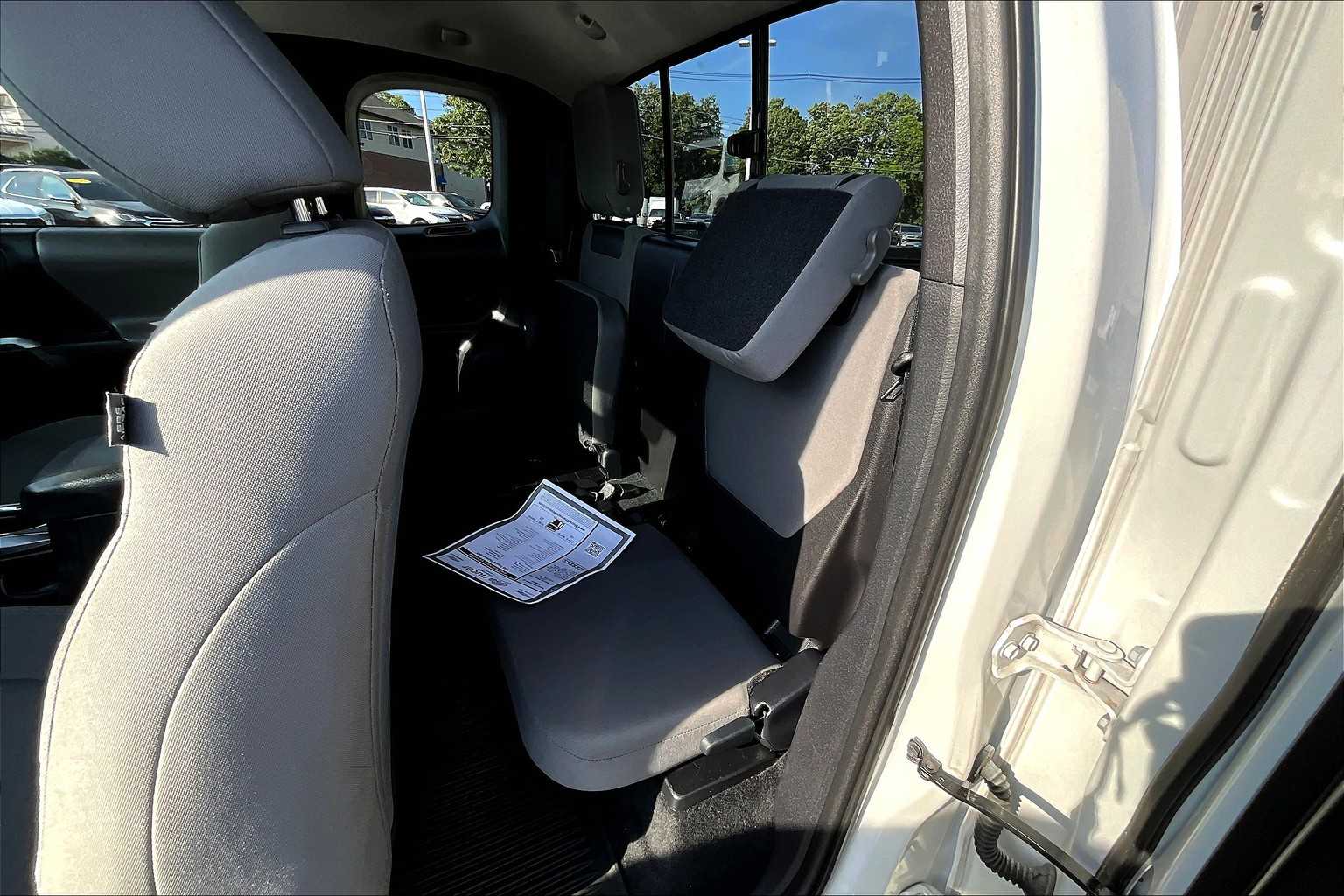 2018 Toyota Tacoma SR5 - Photo 15