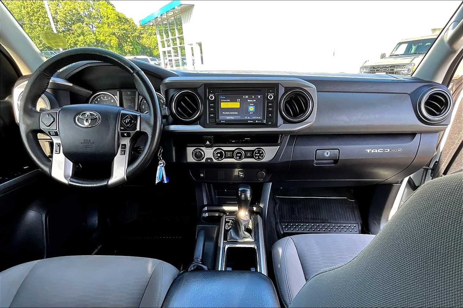 2018 Toyota Tacoma SR5 - Photo 21
