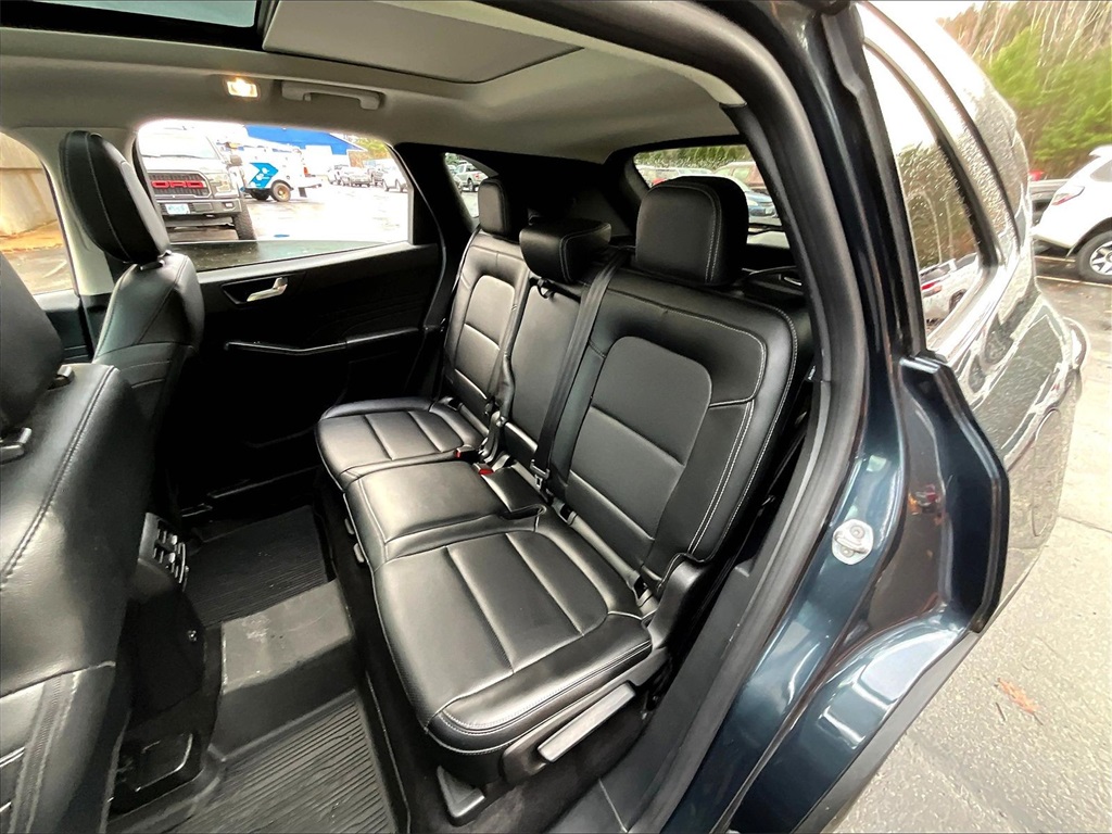 2022 Ford Escape Titanium - Photo 15