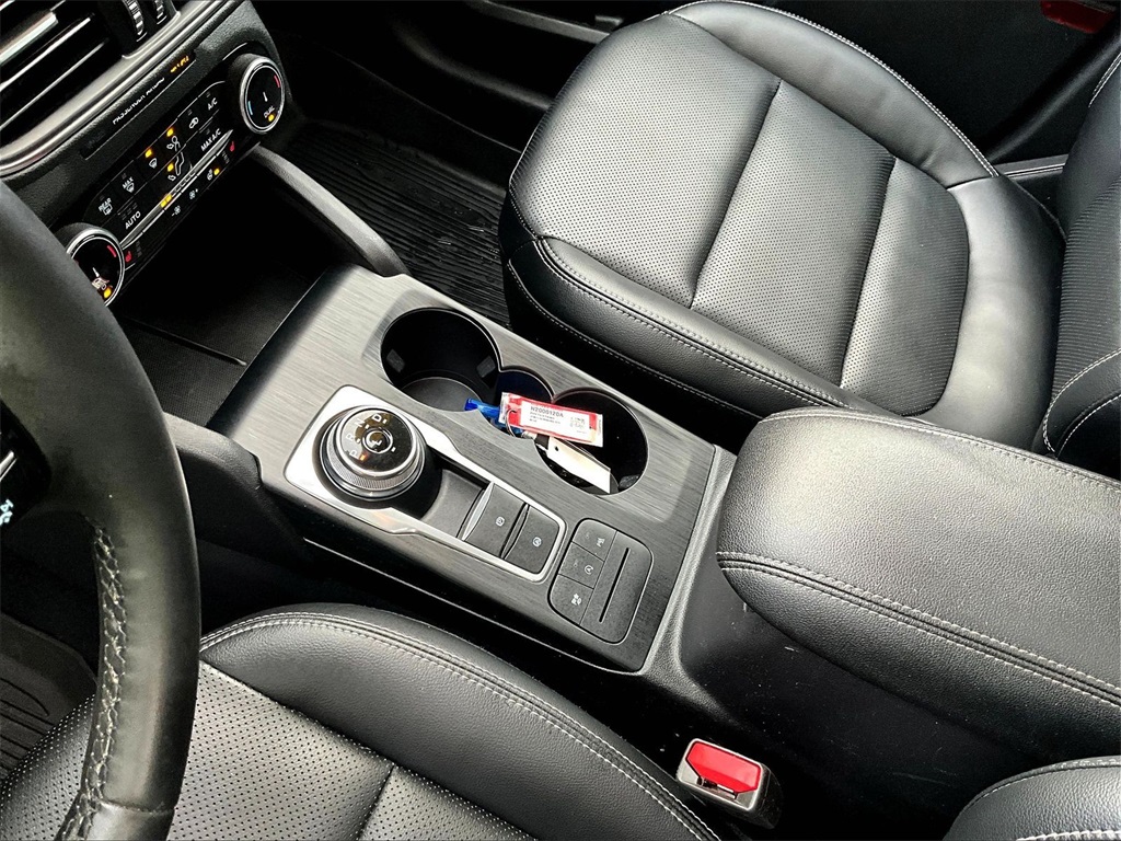 2022 Ford Escape Titanium - Photo 20