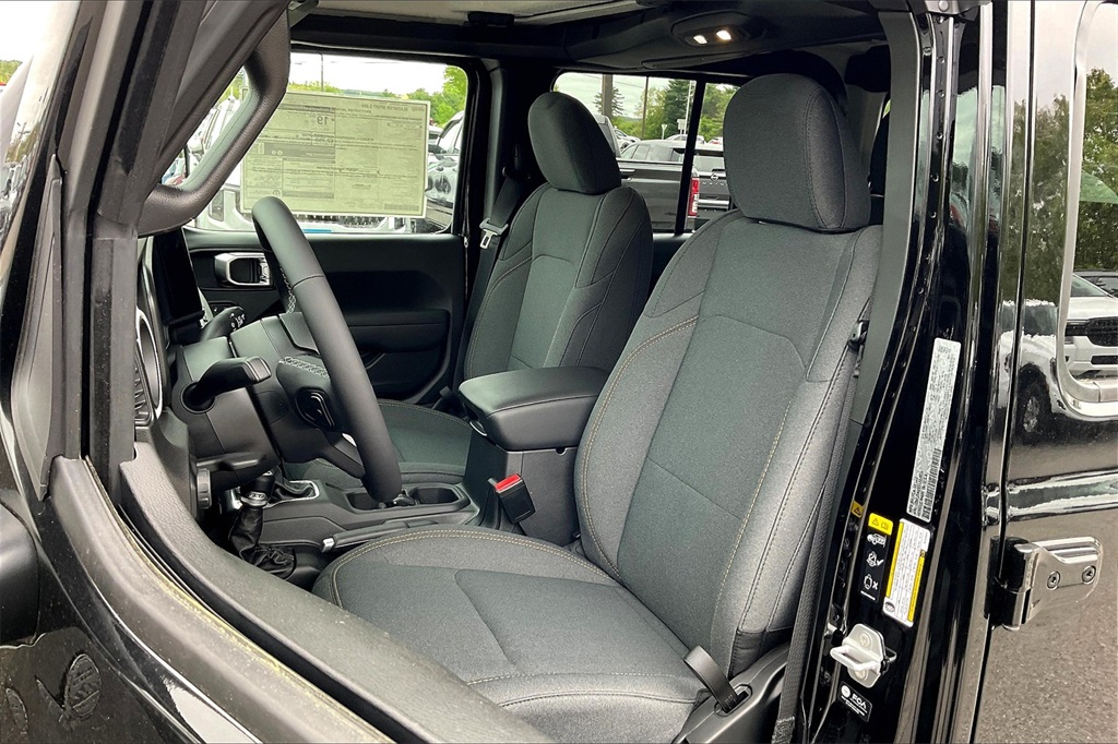 2025 Jeep Gladiator Sport - Photo 11