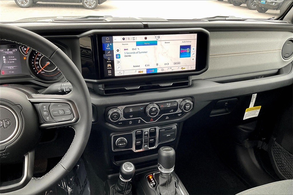 2025 Jeep Gladiator Sport - Photo 13
