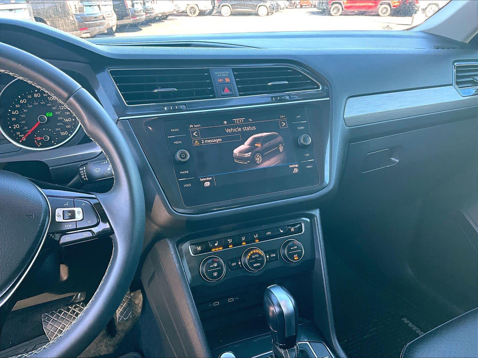 2021 Volkswagen Tiguan SE - Photo 17