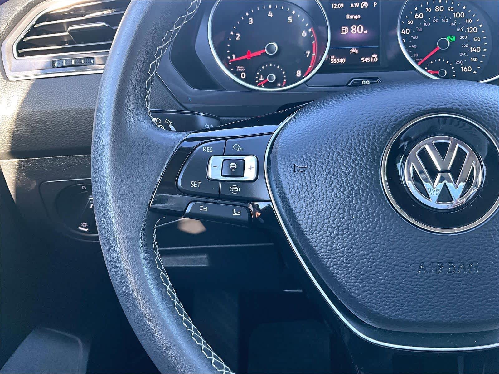 2021 Volkswagen Tiguan SE - Photo 23