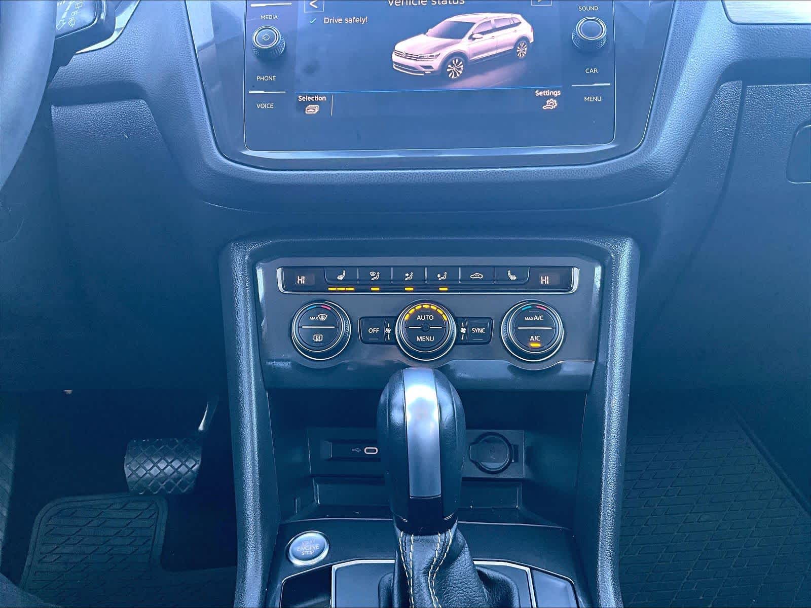 2021 Volkswagen Tiguan SE - Photo 26