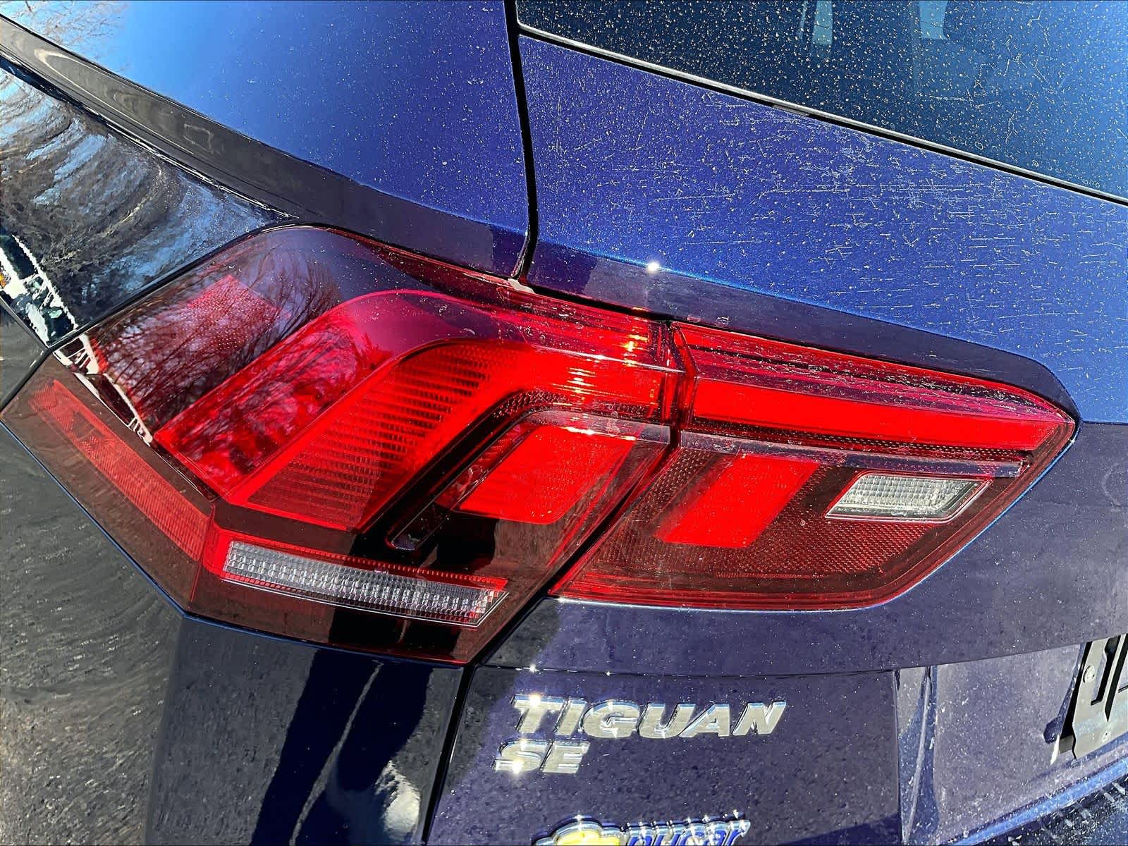 2021 Volkswagen Tiguan SE - Photo 32