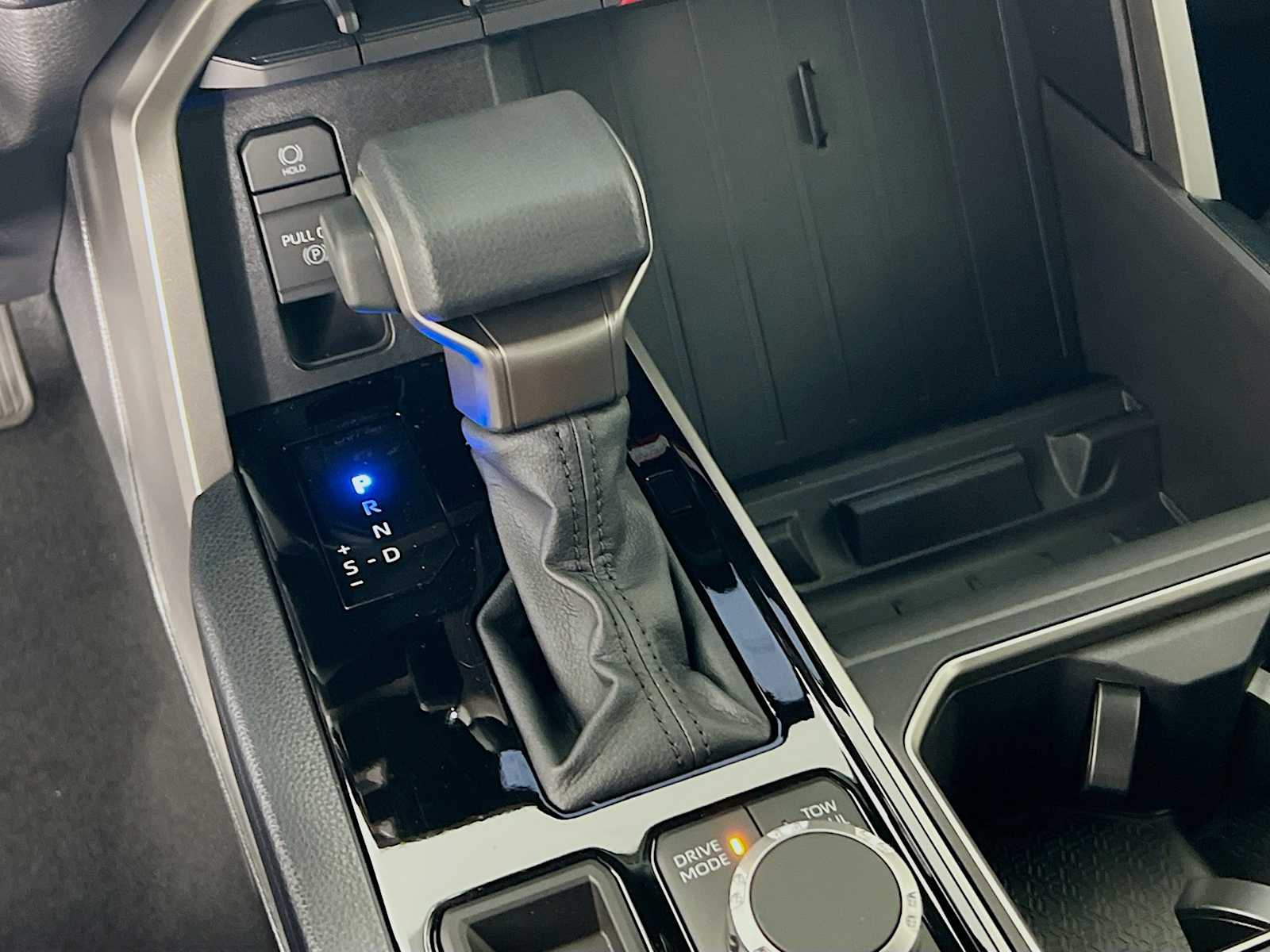 2026 Toyota Tundra SR5 - Photo 11