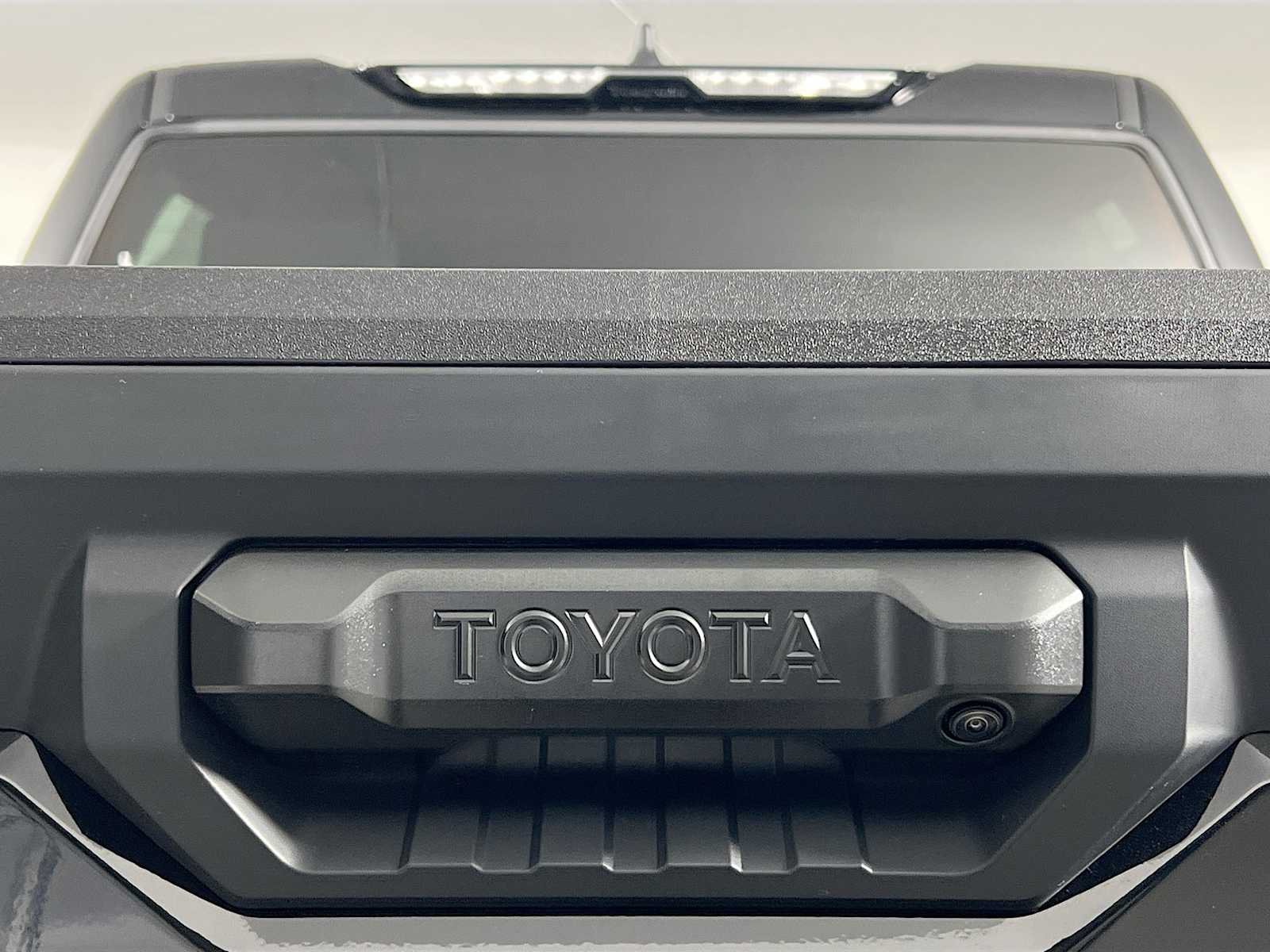 2026 Toyota Tundra SR5 - Photo 18