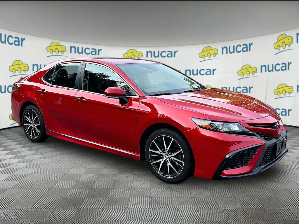 2023 Toyota Camry SE