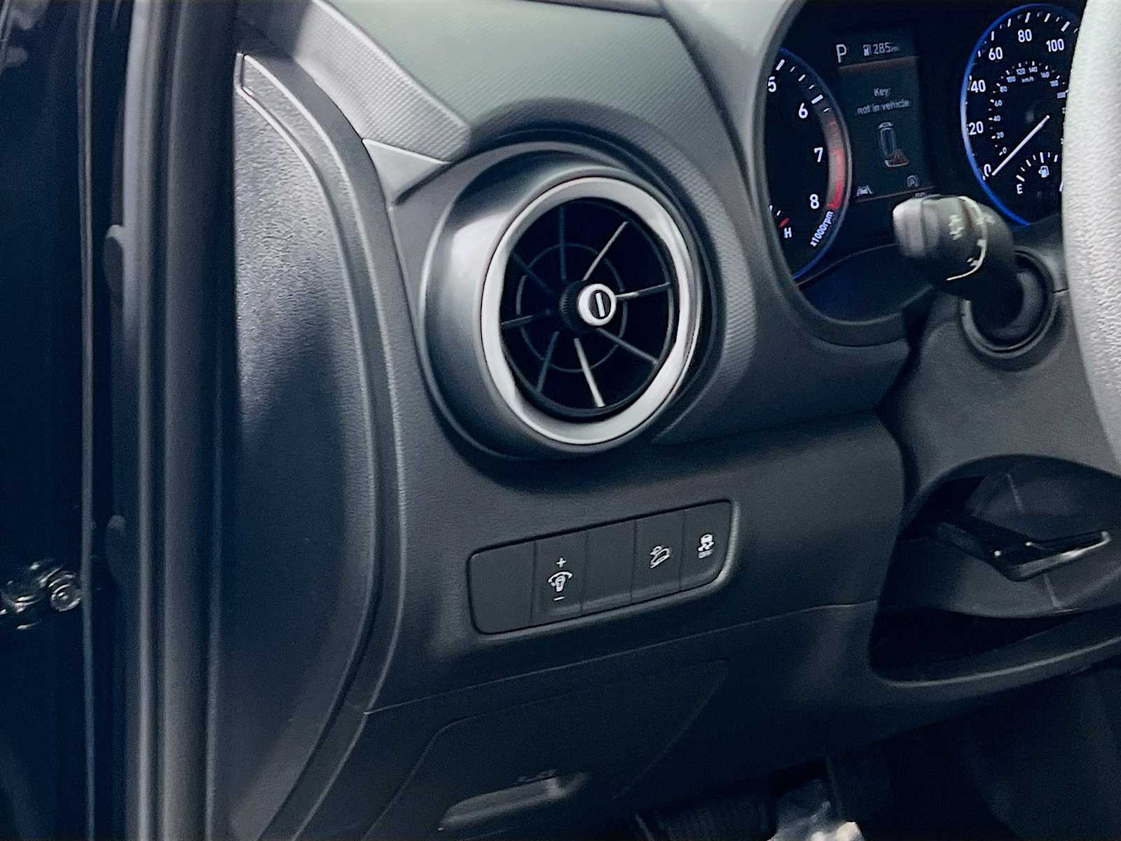 2023 Hyundai Kona SEL - Photo 10