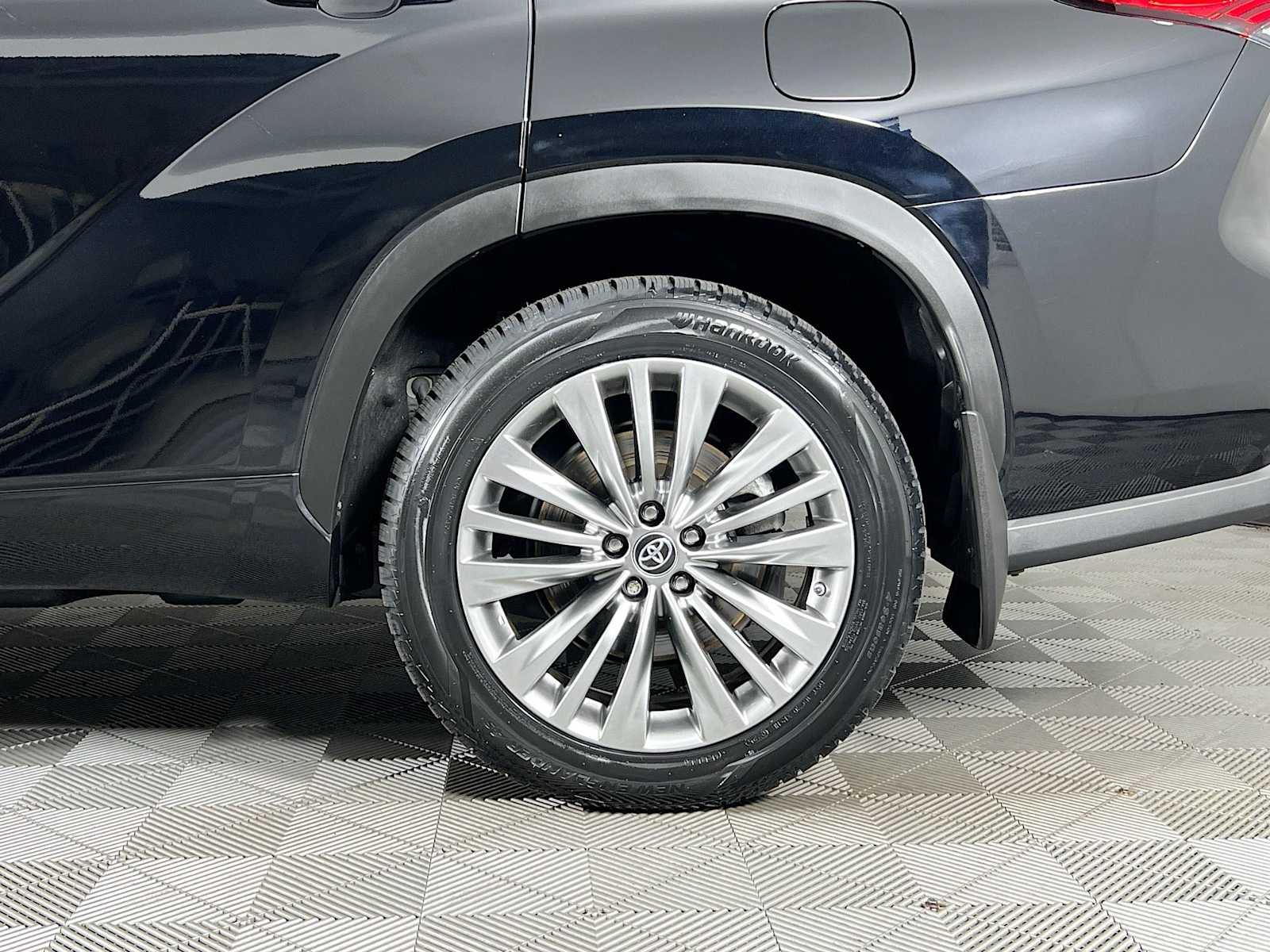 2023 Toyota Highlander Hybrid Platinum - Photo 33