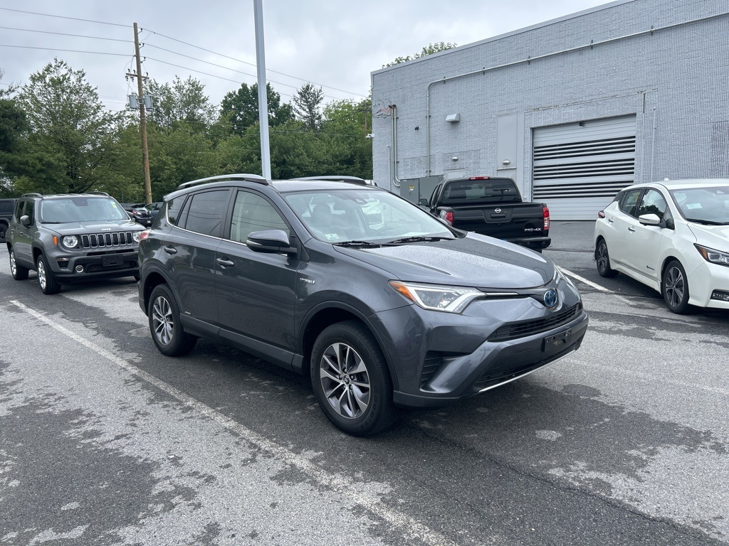 2018 Toyota RAV4 Hybrid LE