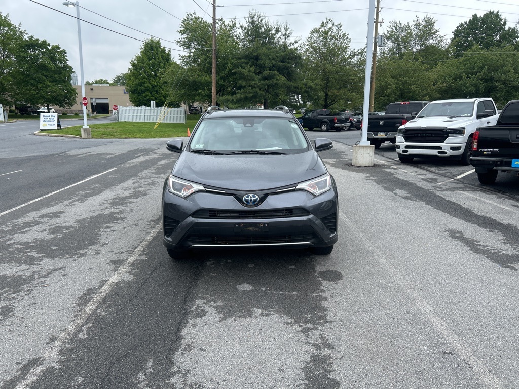2018 Toyota RAV4 Hybrid LE - Photo 9