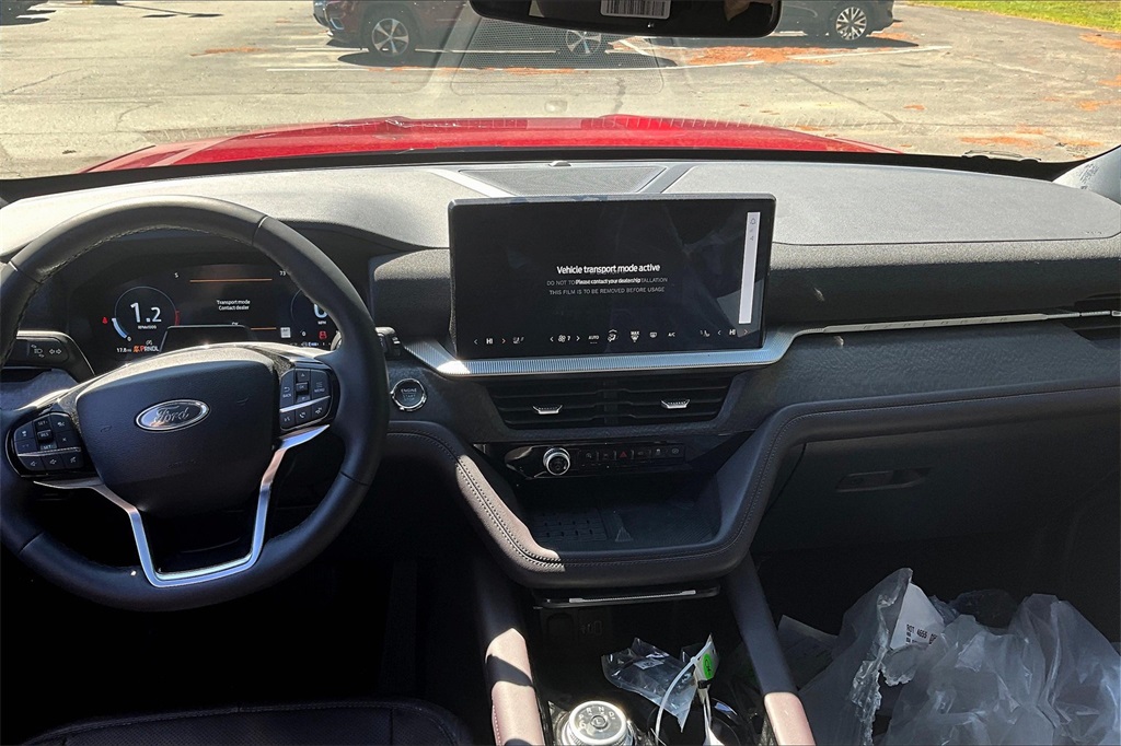 2025 Ford Explorer Platinum - Photo 8