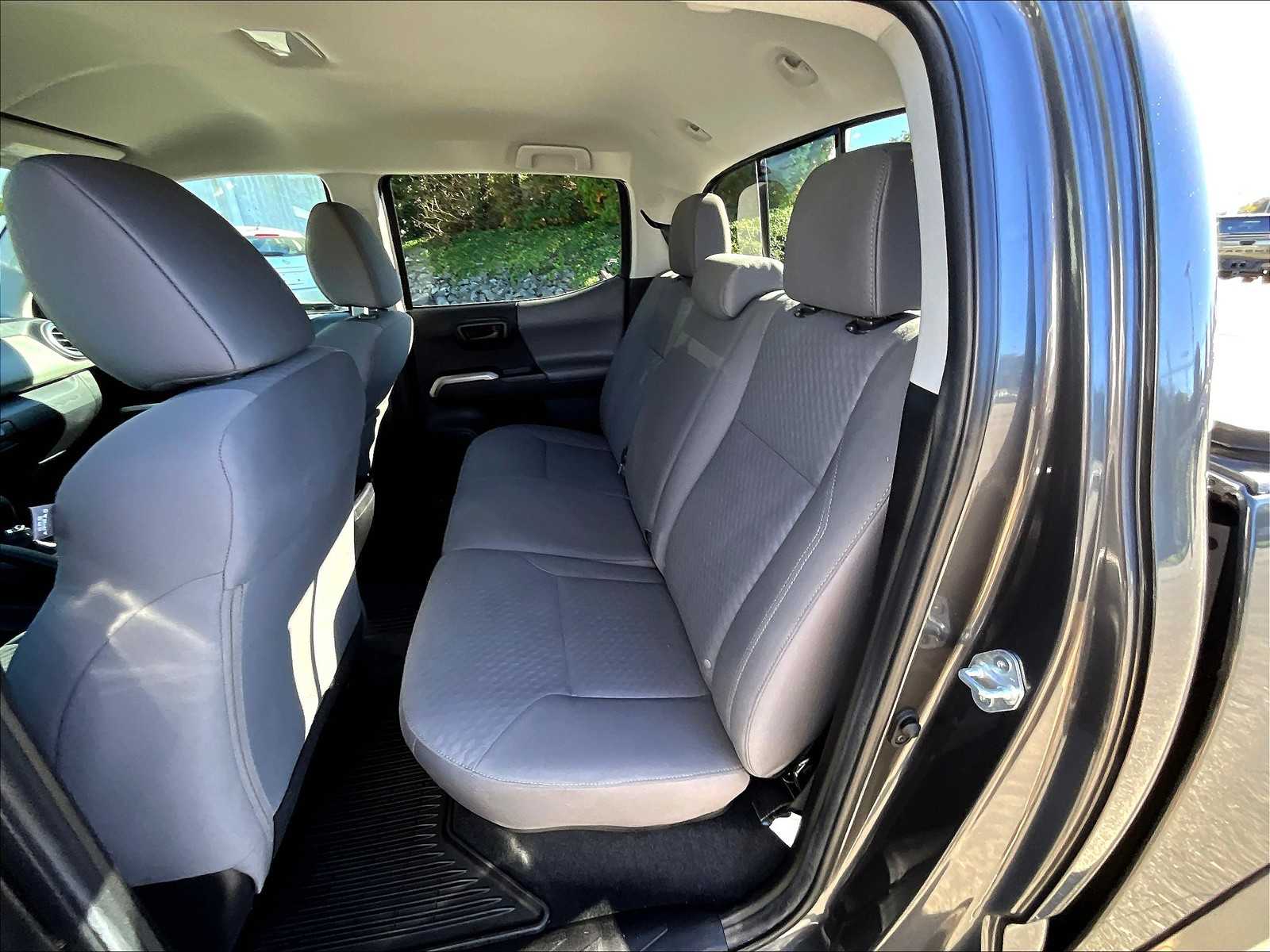 2023 Toyota Tacoma SR5 - Photo 15