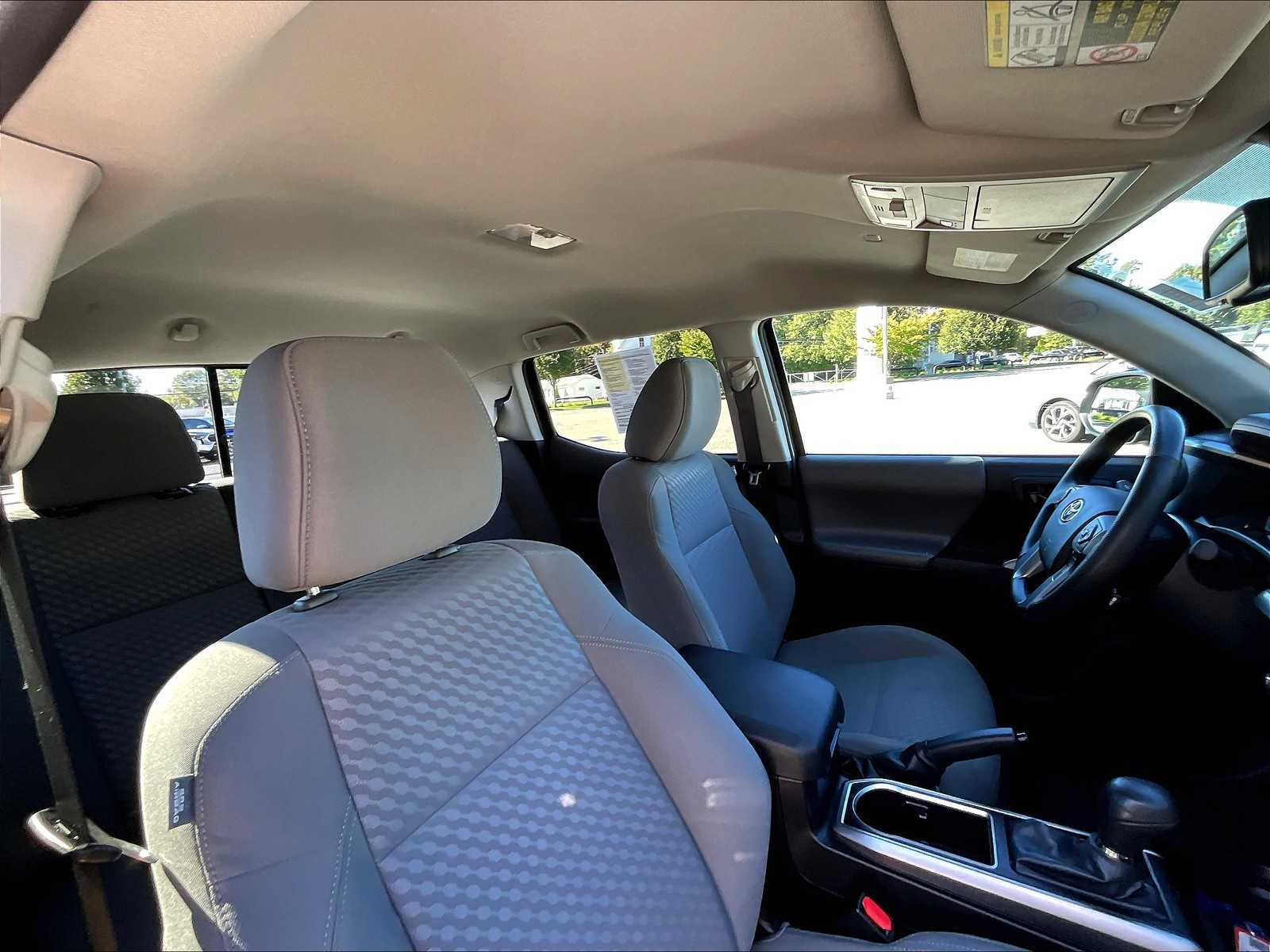 2023 Toyota Tacoma SR5 - Photo 22