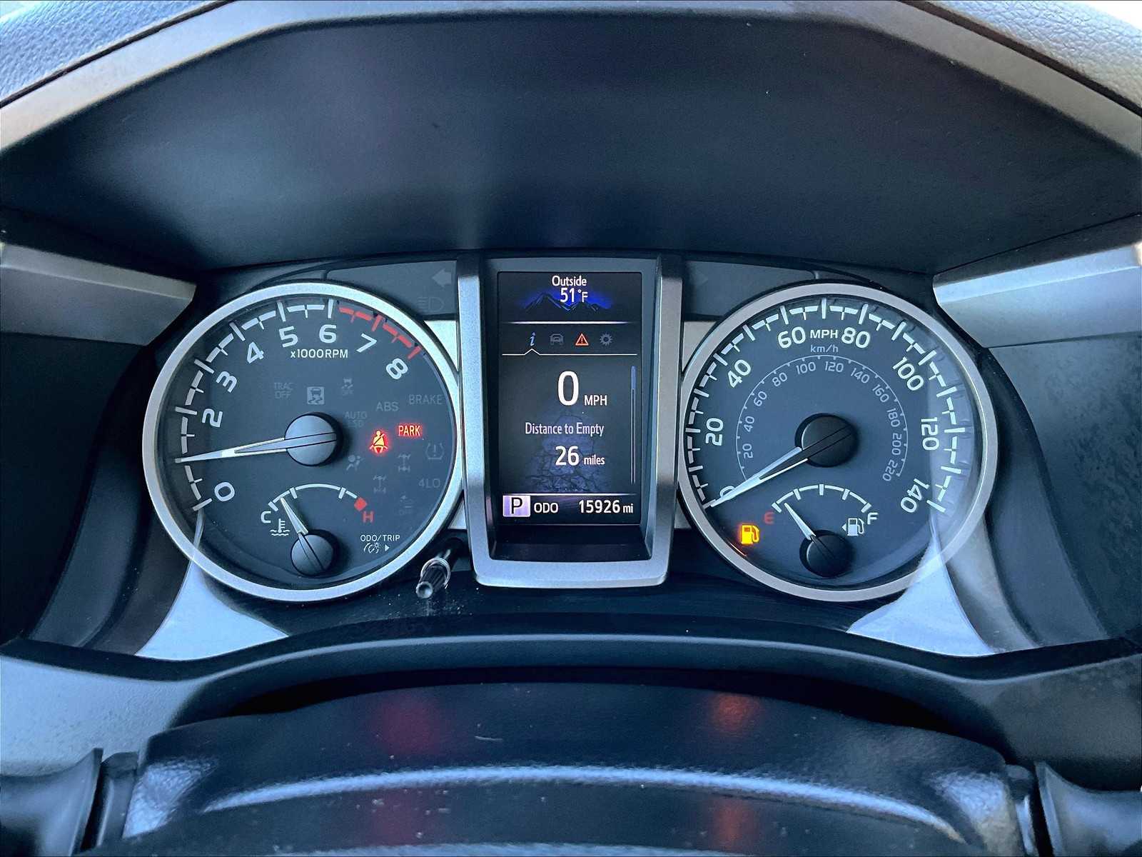 2023 Toyota Tacoma SR5 - Photo 25