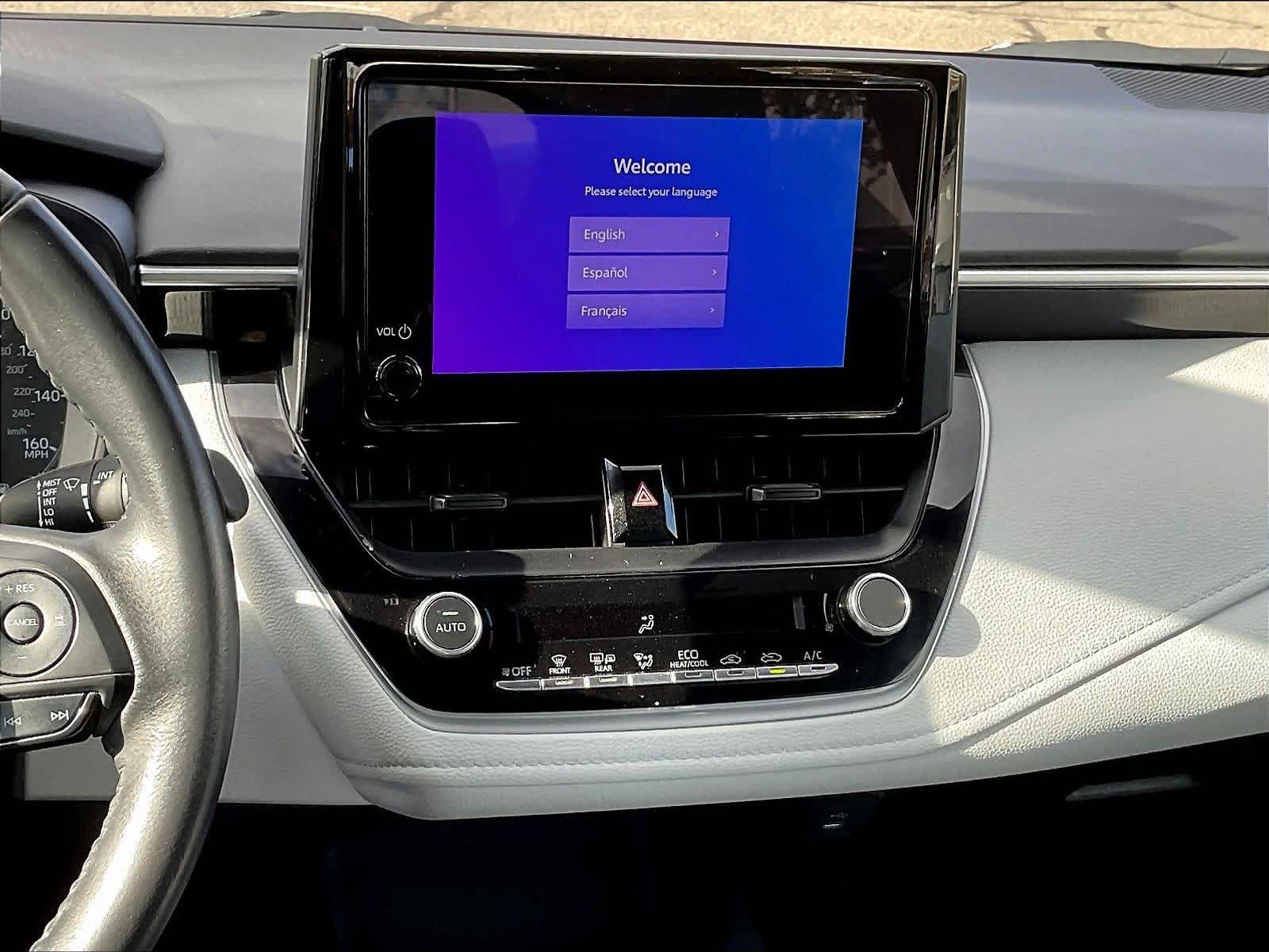 2024 Toyota Corolla SE - Photo 18