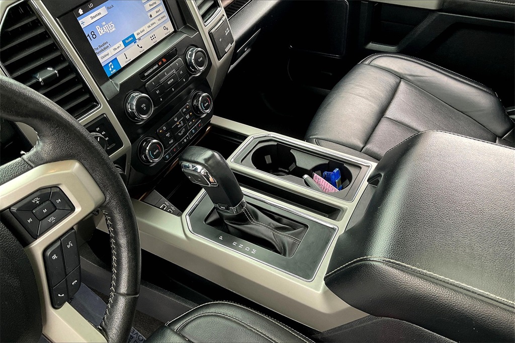2019 Ford F-150 Lariat - Photo 19