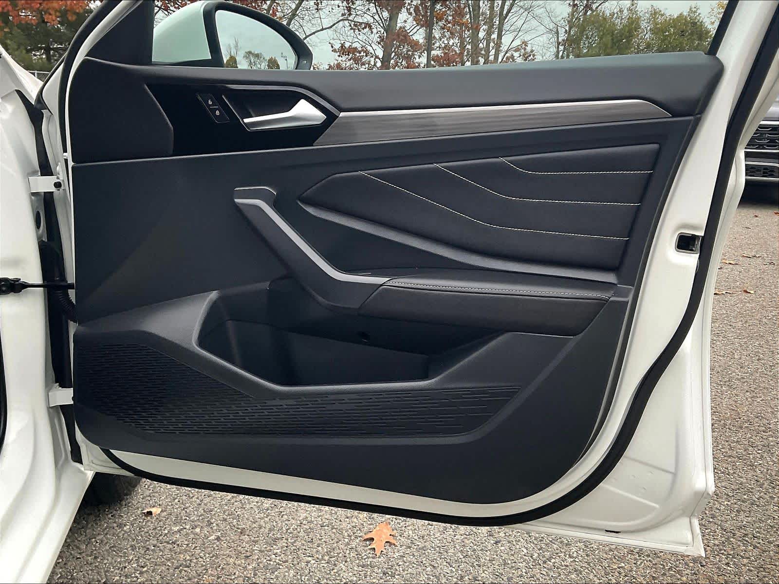 2023 Volkswagen Jetta SEL - Photo 12